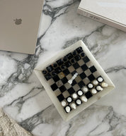 Marmeren schaakspel black & white