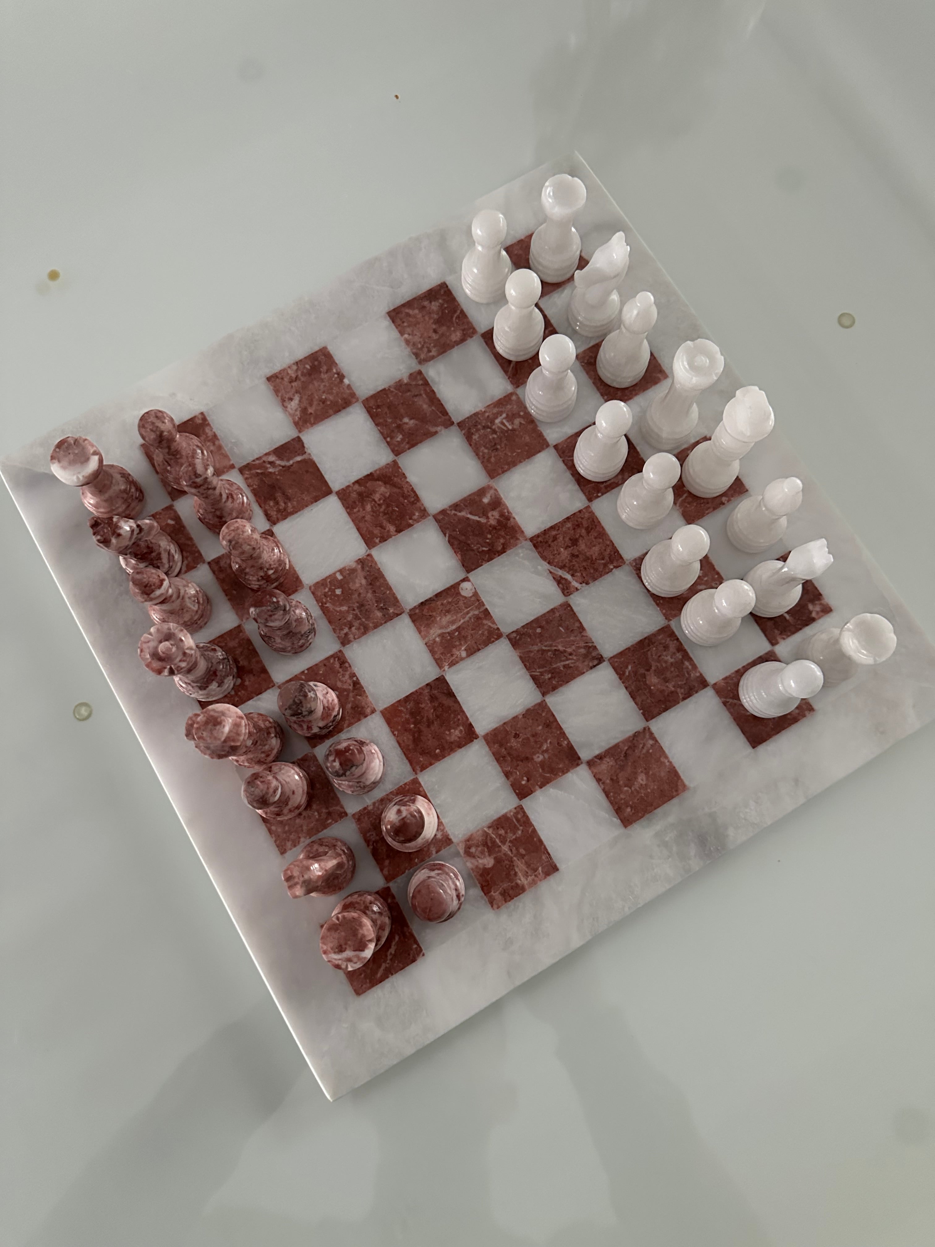 Ravendi Rosé Chess Set